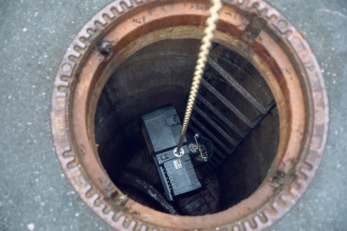 CM BatteryStar Battery Powered Chain Hoist